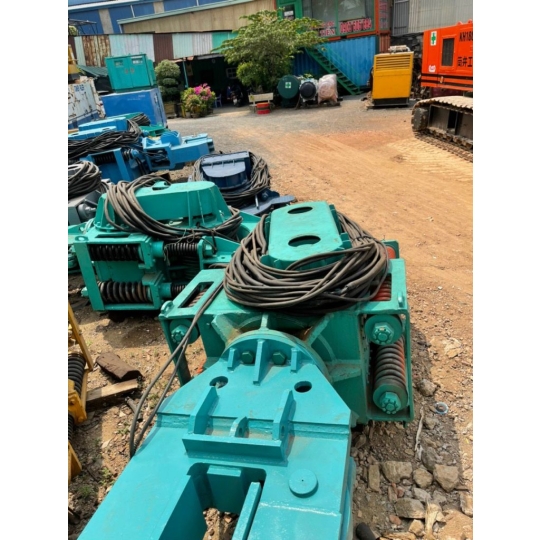 Búa rung điện Tomen 75KW+phụ kiện đồng bộ